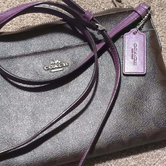 Coach Crossbody Bag - Picture 8 of 8